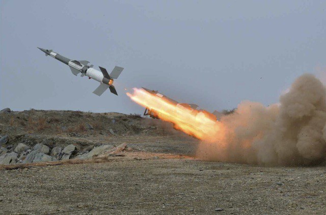 20150221島火力打撃訓練ミサイル