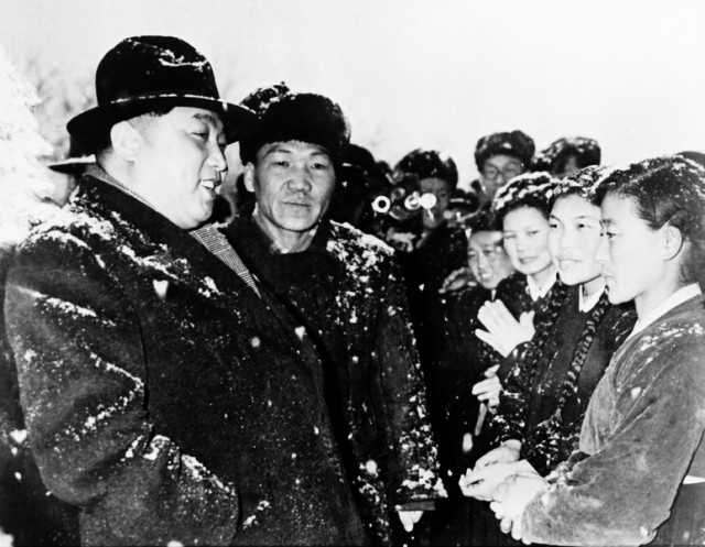 1957年3月10日に清津鉄工所を現地指導する金日成氏
