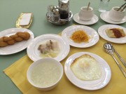 北朝鮮の外国人用ホテルで出される朝食の一例。あっさりしていて日本人には好評だというが、中国人には物足りないかもしれない。