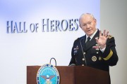 米軍の「制服組」トップ、デンプシー統合参謀本部議長／アメリカ国防総省ウェブサイトより