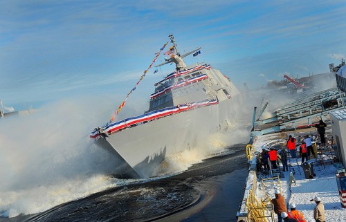 10月16日に行われた米海軍の沿海域戦闘艦（LCS）ミルウォーキーの進水式／米海軍提供