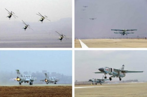 北朝鮮空軍の戦闘飛行術競技大会ｰ2016を指導した金正恩氏（2016年12月4日付労働新聞より）