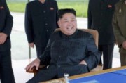 火星12型の発射訓練を現地指導した金正恩氏（2017年8月30日付労働新聞より）