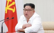 労働党中央軍事委員会拡大会議を指導した金正恩氏（2018年5月18日付朝鮮中央通信より）