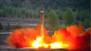 北朝鮮の弾道ミサイル（朝鮮中央通信）