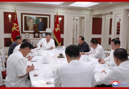 朝鮮労働党政務局会議（2020年8月6日付朝鮮中央通信より）