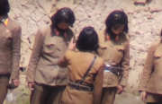 北朝鮮の女性兵士たち（アリランday）