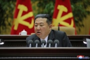 金正恩氏が朝鮮労働党第2回初級党書記大会で結語を述べた（2022年3月1日付朝鮮中央通信）