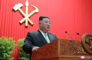 金正恩氏が労働党中央幹部学校で記念講演を行った（2022年10月18日付朝鮮中央通信）