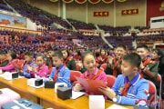金正恩氏が朝鮮少年団第９回大会の代表に送った贈り物伝達の集い（2023年1月2日付朝鮮中央通信）