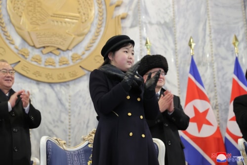 北朝鮮軍75周年記念閲兵式に参加した金正恩氏の娘（2023年2月9日付朝鮮中央通信）