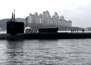 原子力潜水艦「ミシガン」（米海軍提供）