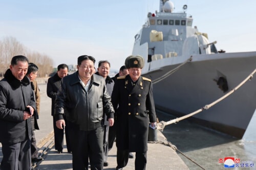 金正恩氏が南浦造船所を現地指導した（2024年2月2日付朝鮮中央通信）