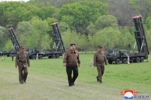 金正恩氏が核反撃仮想総合戦術訓練を指導した。（2024年4月22日付朝鮮中央通信）