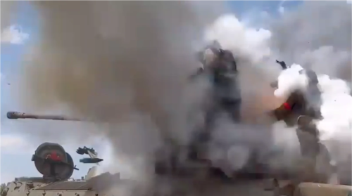 ロシア軍の高射砲が吹き飛ぶ瞬間(キーウ・ポスト)