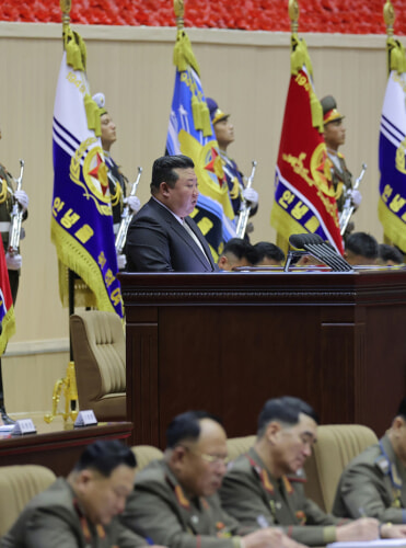 金正恩氏が第4次北朝鮮軍大隊長・大隊政治指導員大会で演説した（2024年11月18日付労働新聞）