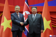 ベトナムのトー・ラム書記長と北朝鮮の金正恩総書記（2025年10月10日付朝鮮中央通信）